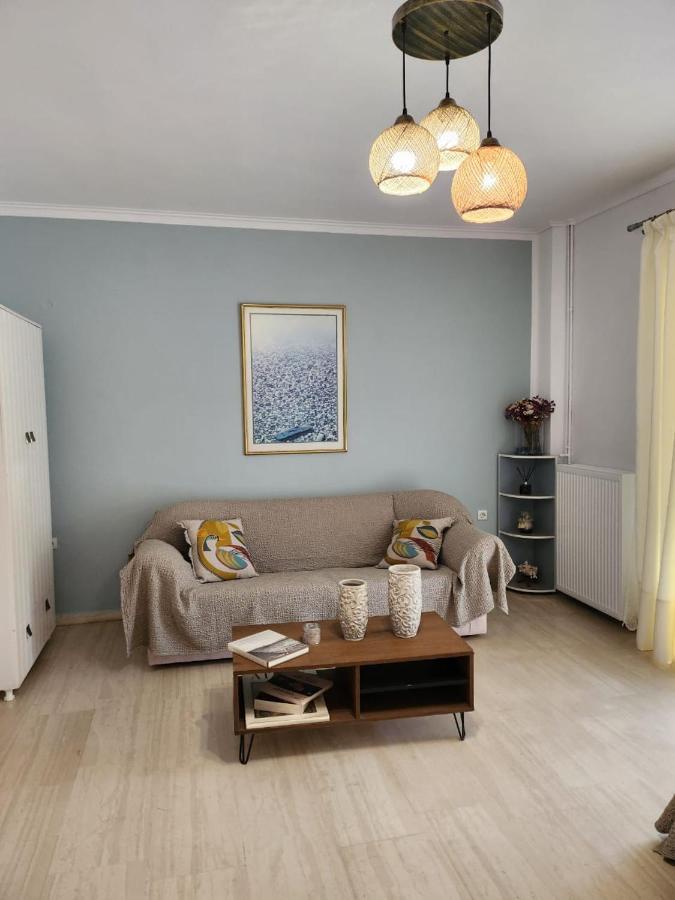 Queen Aspri Apartment 3' Min To The Beach! 安迪基拉 外观 照片