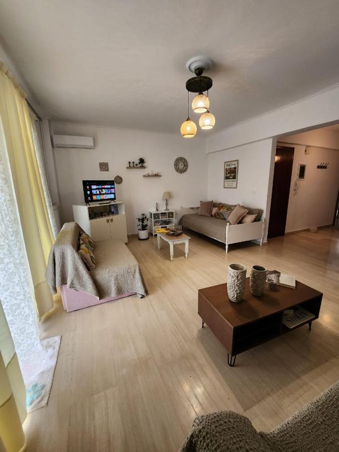 Queen Aspri Apartment 3' Min To The Beach! 安迪基拉 外观 照片